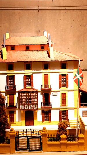 Museo del Nacionalismo Vasco - Maqueta Sabin Etxea