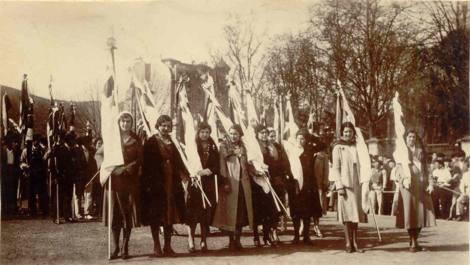 Visit the Catalog of the Museum of Basque Nationalism